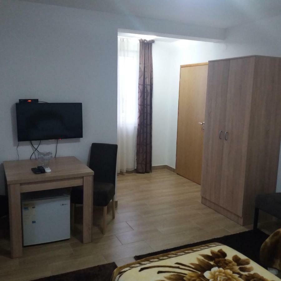 Apartments Sofranac Podgorica Extérieur photo